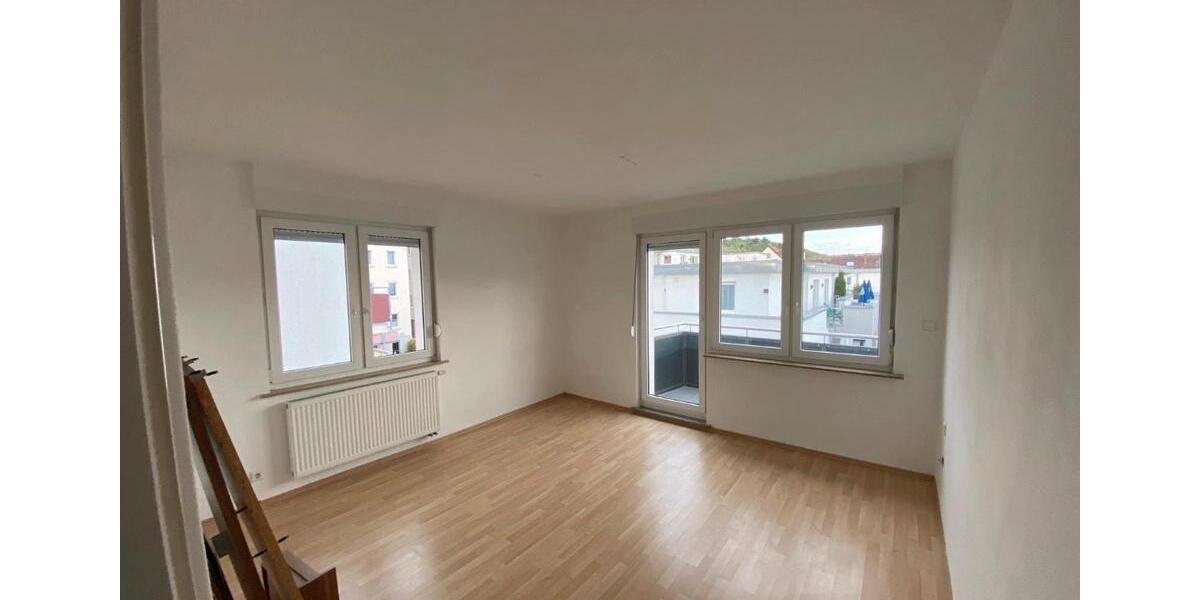Etagenwohnung Esslingen am Neckar Brühl - 3 Zimmer, 64 m&sup2;, 1.100&euro; | Angebot:25953949