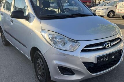 Hyundai i10 200.000 km 1.899 &euro; Stuttgart 70469