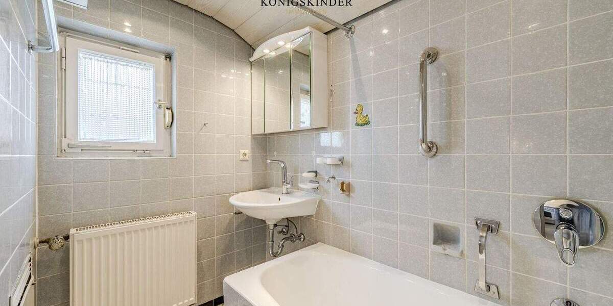 Einfamilienhaus Backnang - 6 Zimmer, 107 m&sup2;, 399.000&euro; | Angebot:25730879