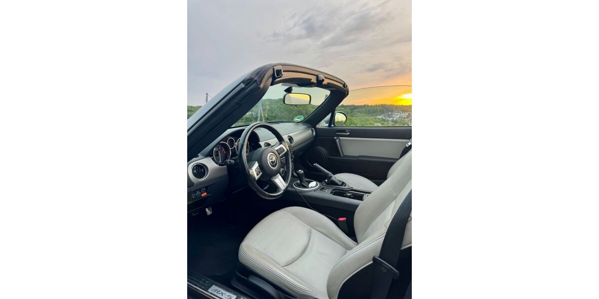 Mazda MX-5 142.000 km 9.500 &euro; Remshalden 73630