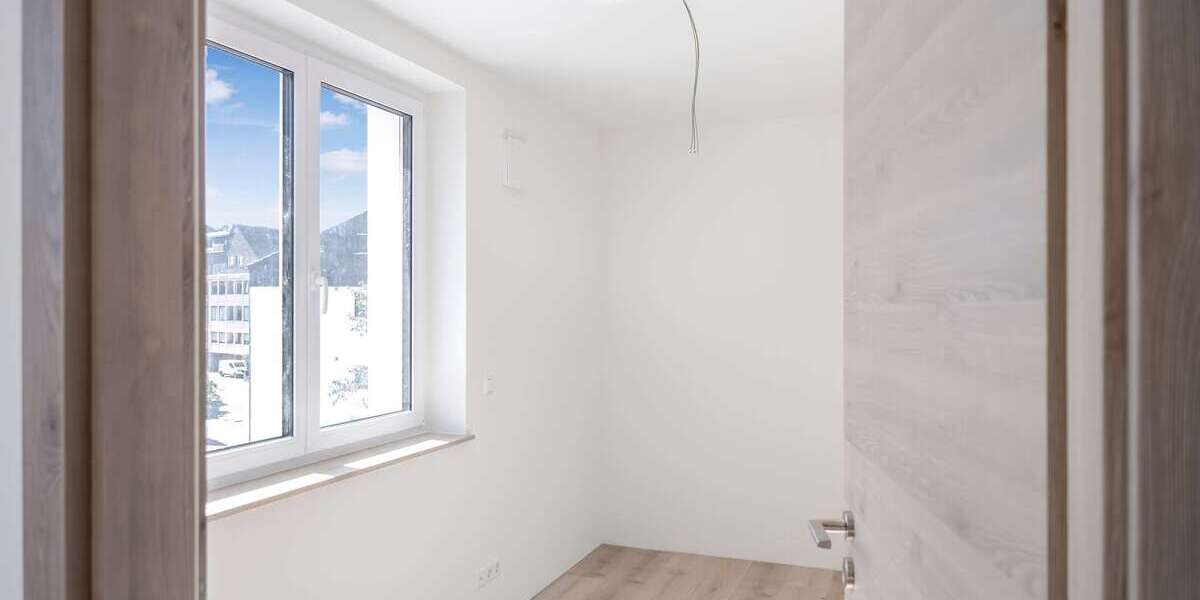 Hochwertig sanierte 3-Zimmer-Wohnung mit Balkon - 3- Esslingen am Neckar Oberesslingen | Angebot:27517981