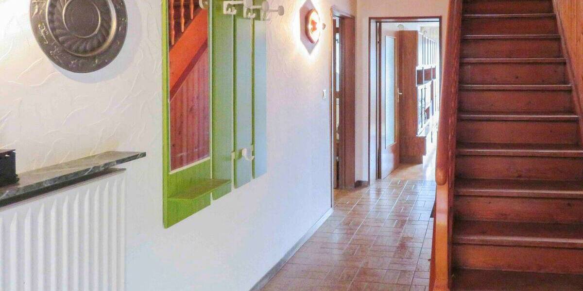 Einfamilienhaus Schwaigern - 5 Zimmer, 145 m&sup2;, 345.000&euro; | Angebot:25929038