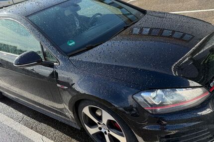 VW Golf 118.000 km 12.600 &euro; Schwieberdingen 71701
