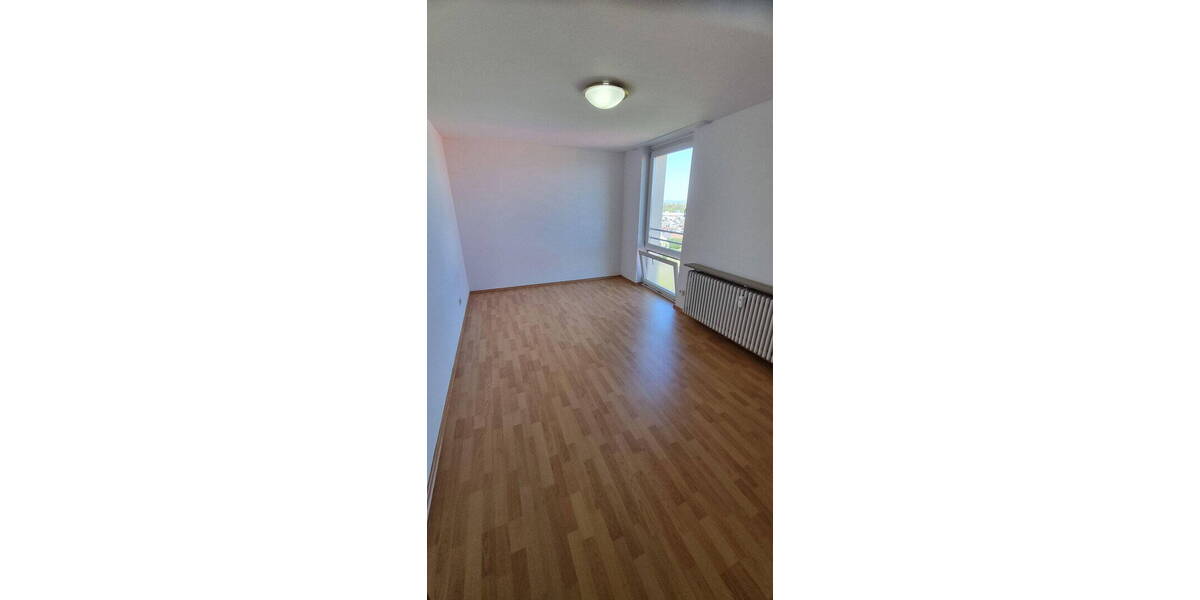 Etagenwohnung Kornwestheim - 3 Zimmer, 84 m&sup2;, 303.000&euro; | Angebot:26343978