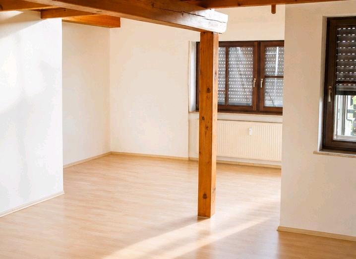 Dachgeschoßwohnung Löwenstein - 2.5 Zimmer, 87 m&sup2;, 195.000&euro; | Angebot:26987294