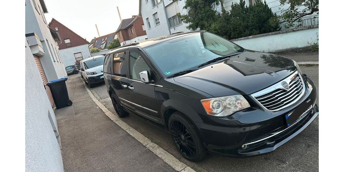 Lancia Voyager 179.322 km 11.500 &euro; Deizisau 73779