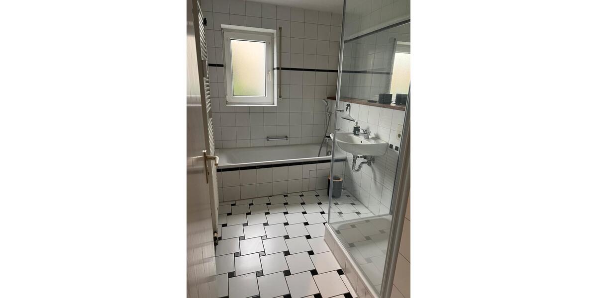 Terrassenwohnung Tiefenbronn - 2 Zimmer, 63 m&sup2;, 850&euro; | Angebot:25547190