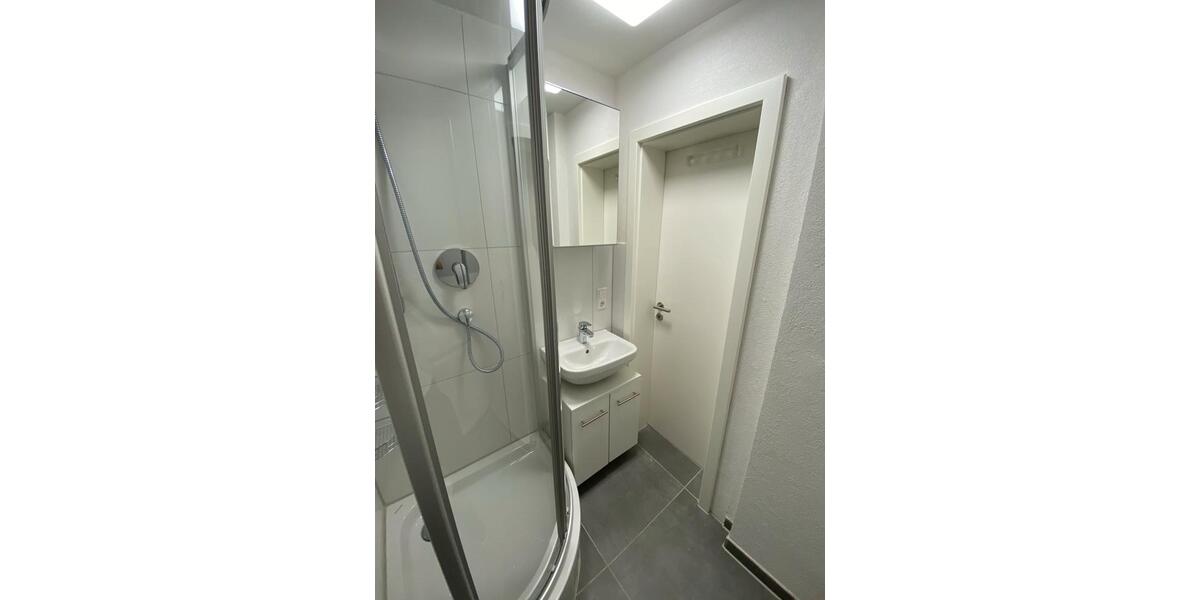 Etagenwohnung Stuttgart Feuerbach - 16 Zimmer, 16 m&sup2;, 510&euro; | Angebot:24840671