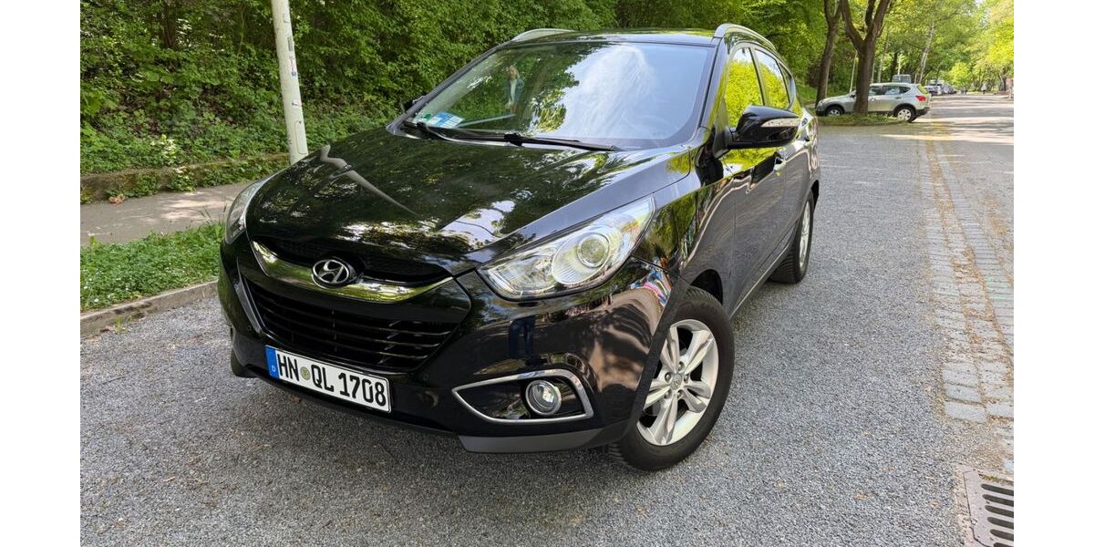 Hyundai ix35 143.000 km 7.900 &euro; Heilbronn 74074