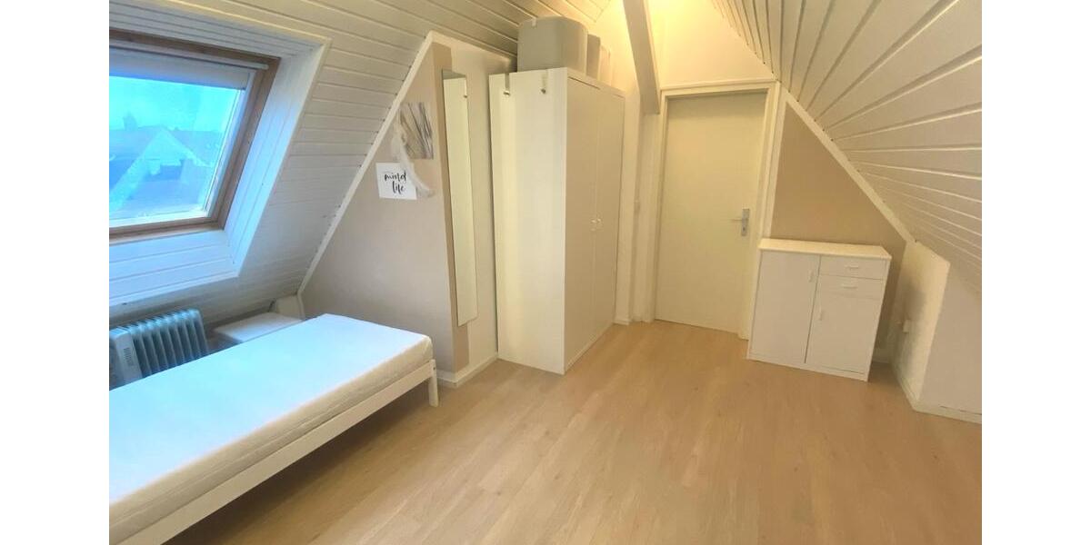 Maisonettenwohnung Stuttgart Zuffenhausen - 3 Zimmer, 60 m&sup2;, 1.000&euro; | Angebot:25936819