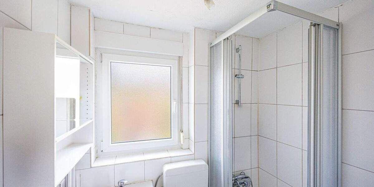 Mehrfamilienhaus, Wohnhaus Vaihingen an der Enz - 9 Zimmer, 182 m&sup2;, 449.000&euro; | Angebot:25697974