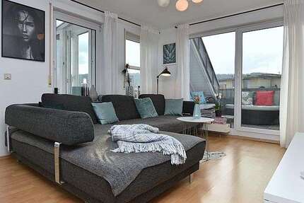 Wohnung Stuttgart Luginsland - 2.5 Zimmer, 70 m&sup2;, 1.390&euro; | Angebot:26631330