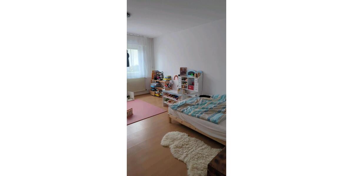 Etagenwohnung Stuttgart Neuwirtshaus - 3 Zimmer, 70 m&sup2;, 1.150&euro; | Angebot:25976208