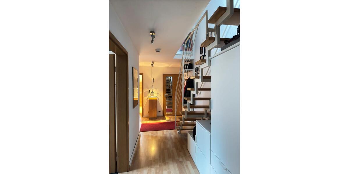 Dachgeschoßwohnung Remshalden - 2 Zimmer, 56 m&sup2;, 240.000&euro; | Angebot:27113682