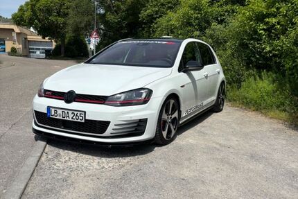 VW Golf 81.100 km 21.500 &euro; Besigheim 74354