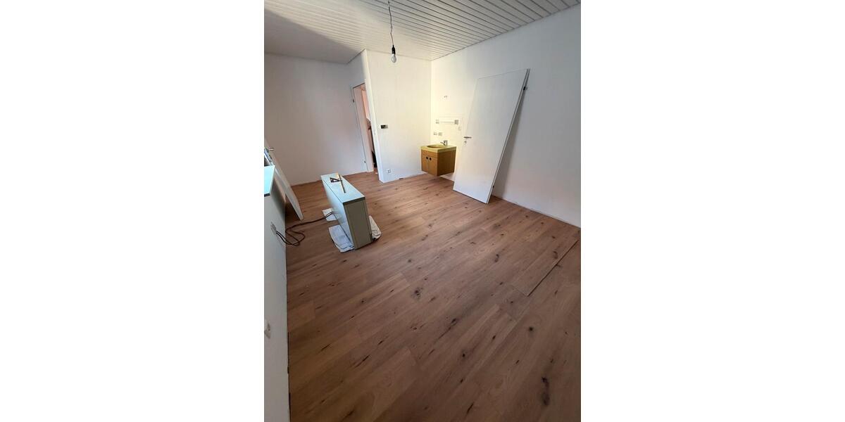 Etagenwohnung Denkendorf - 5 Zimmer, 120 m&sup2;, 1.500&euro; | Angebot:27553329