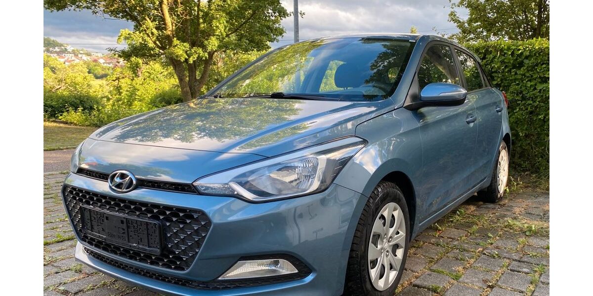 Hyundai i20 92.500 km 7.500 &euro; Leonberg 71229