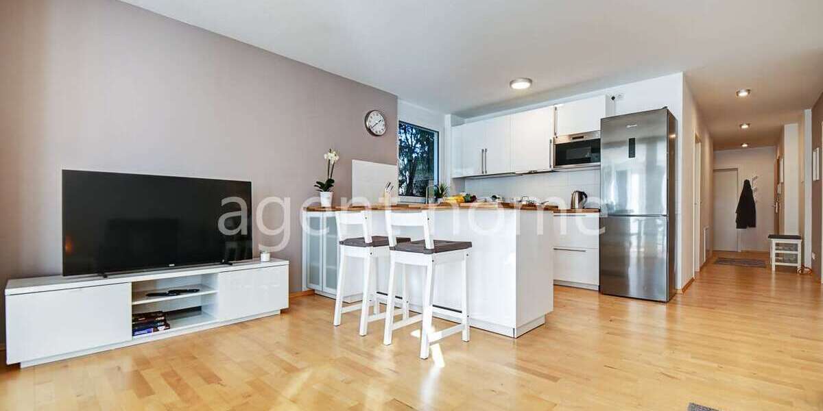 Etagenwohnung Esslingen Brühl - 3 Zimmer, 87 m&sup2;, 1.660&euro; | Angebot:26878064