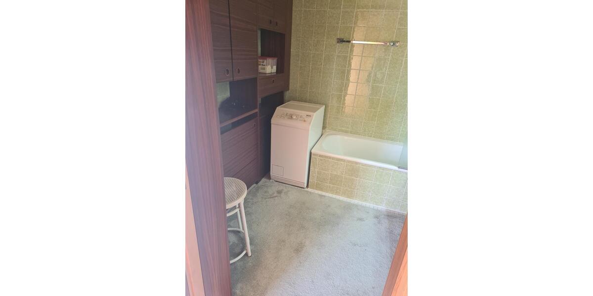 Etagenwohnung Esslingen am Neckar Pliensauvorstadt - 3 Zimmer, 84 m&sup2;, 340.000&euro; | Angebot:25086197