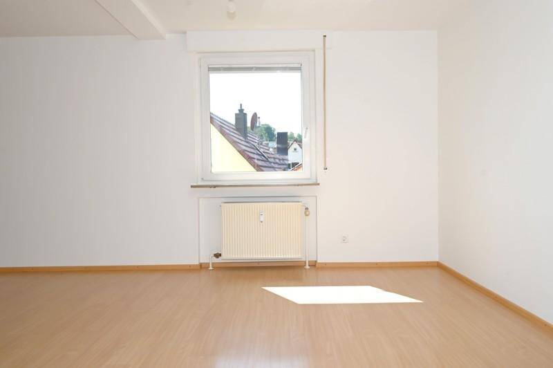 Etagenwohnung Filderstadt Bonlanden - 4 Zimmer, 102 m&sup2;, 360.000&euro; | Angebot:25744300