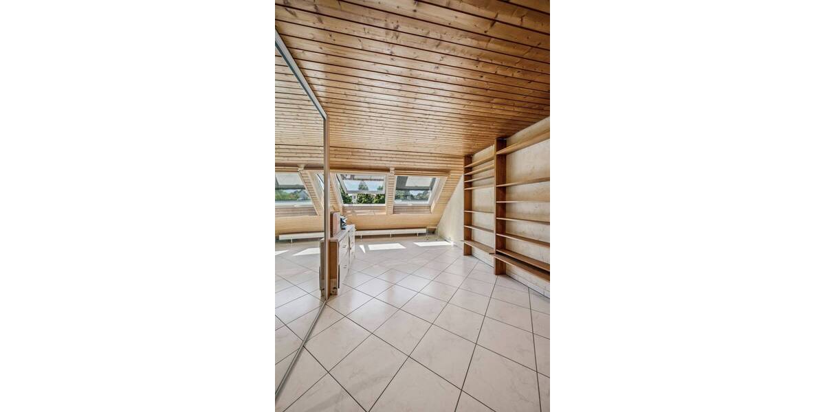 Etagenwohnung Ludwigsburg Oßweil - 3 Zimmer, 106 m&sup2;, 445.000&euro; | Angebot:25777878