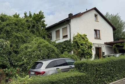 Haus Brackenheim - 9 Zimmer, 193 m&sup2;, 399.000&euro; | Angebot:27421855