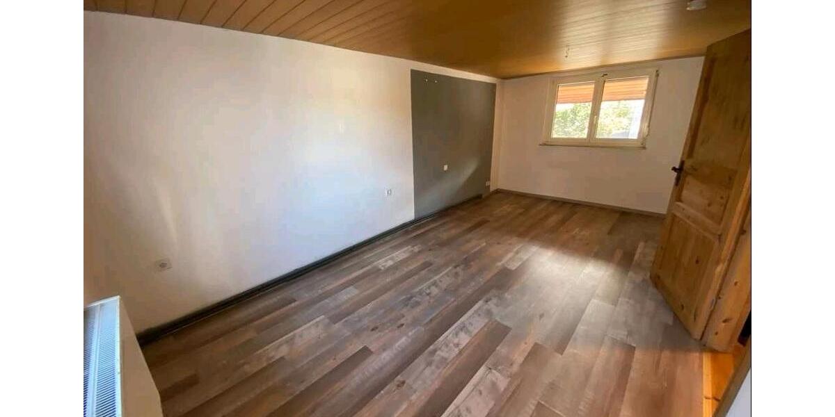 Einfamilienhaus Wernau (Neckar) - 3 Zimmer, 102 m&sup2;, 270.000&euro; | Angebot:27158260
