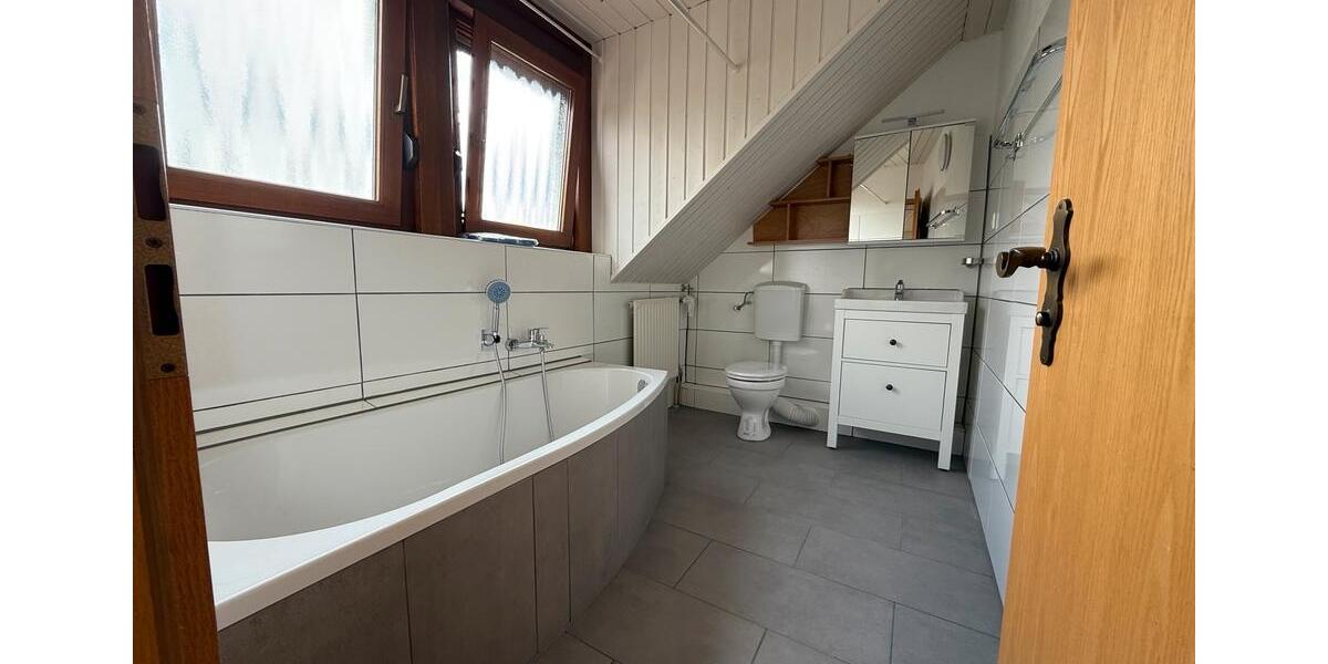 Dachgeschoßwohnung Bietigheim-Bissingen Bissingen - 1 Zimmer, 53 m&sup2;, 850&euro; | Angebot:27567323