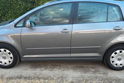 VW Golf Plus 121.741 km 4.250 &euro; Schwieberdingen 71701