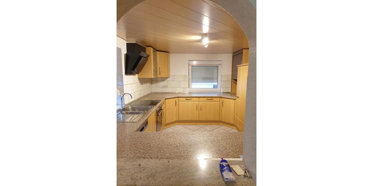 Doppelhaushälfte Brackenheim - 4 Zimmer, 148 m&sup2;, 310.000&euro; | Angebot:27202309