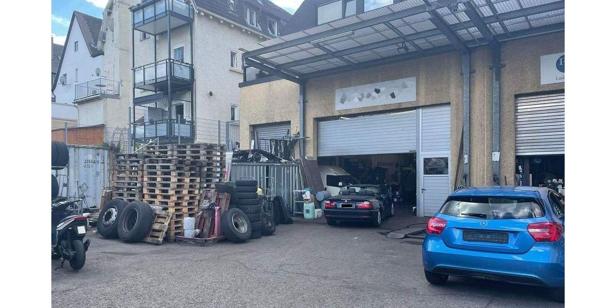 Einfamilienhaus Stuttgart Zuffenhausen - 5 Zimmer, 227 m&sup2;, 999.000&euro; | Angebot:25662341