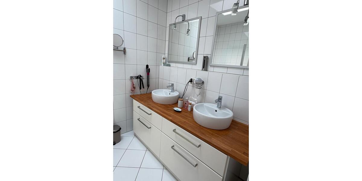 Reihenhaus Remseck am Neckar - 4 Zimmer, 114 m&sup2;, 699.000&euro; | Angebot:27024293