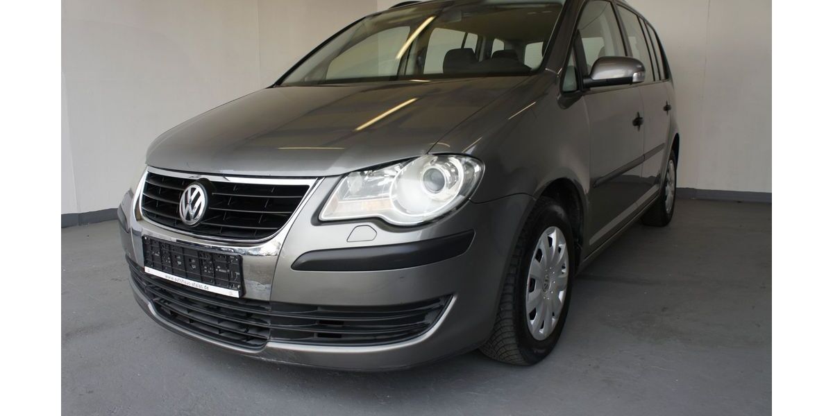 VW Touran 226.000 km 3.900 &euro; Sindelfingen 71065