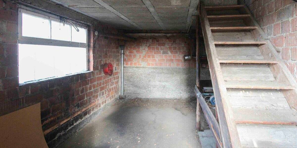 Einfamilienhaus Güglingen - 6 Zimmer, 149 m&sup2;, 299.000&euro; | Angebot:26043495