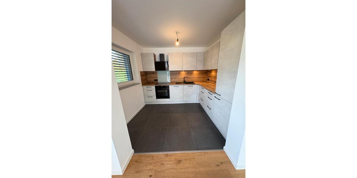 Etagenwohnung Vaihingen an der Enz - 4.5 Zimmer, 99 m&sup2;, 1.790&euro; | Angebot:27580479
