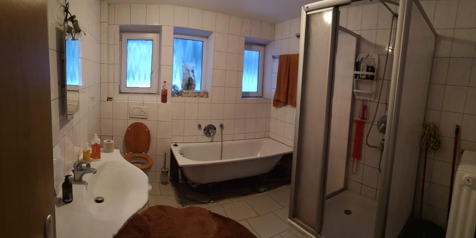 Etagenwohnung Spiegelberg - 5 Zimmer, 150 m&sup2;, 1.450&euro; | Angebot:24399565