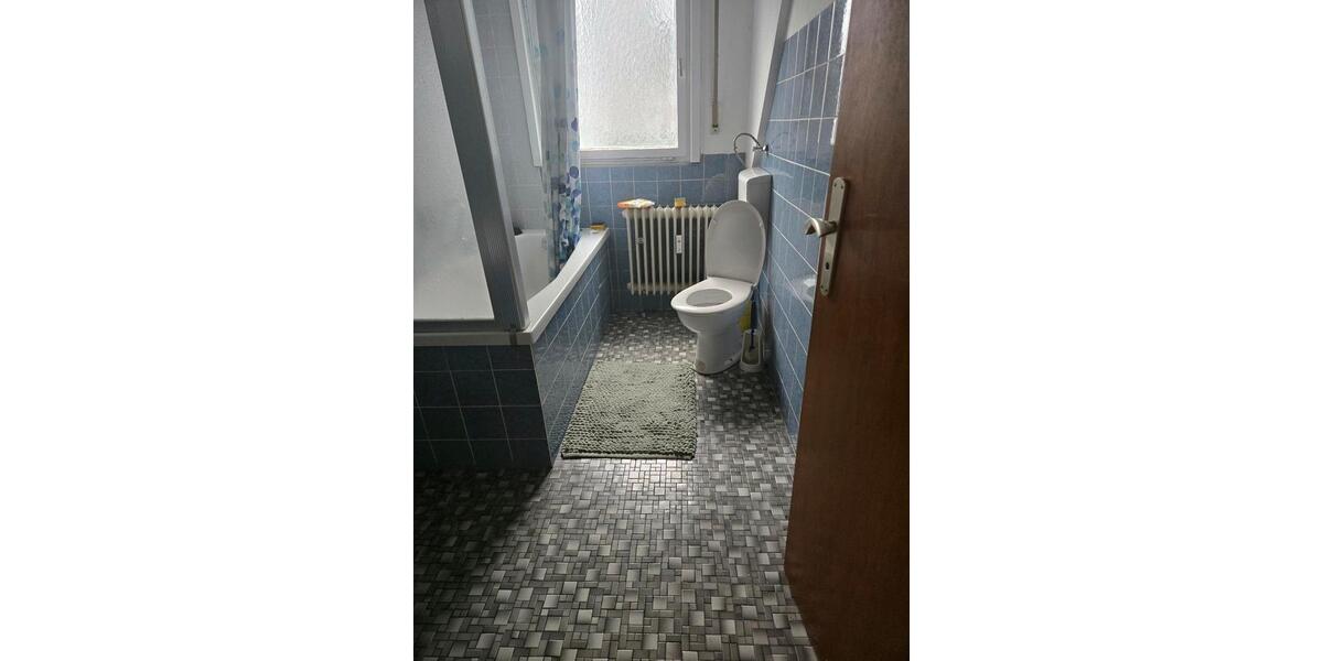 Etagenwohnung Backnang - 1 Zimmer, 16 m&sup2;, 550&euro; | Angebot:25944152