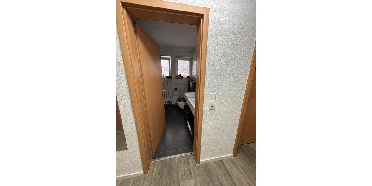 Mehrfamilienhaus, Wohnhaus Großbottwar - 7.5 Zimmer, 197 m&sup2;, 629.000&euro; | Angebot:24393256