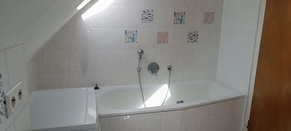 Dachgeschoßwohnung Murrhardt - 1 Zimmer, 70 m&sup2;, 450&euro; | Angebot:25932444