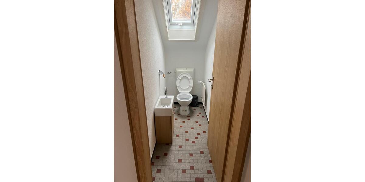 Dachgeschoßwohnung Berglen - 3 Zimmer, 80 m&sup2;, 1.030&euro; | Angebot:26420792