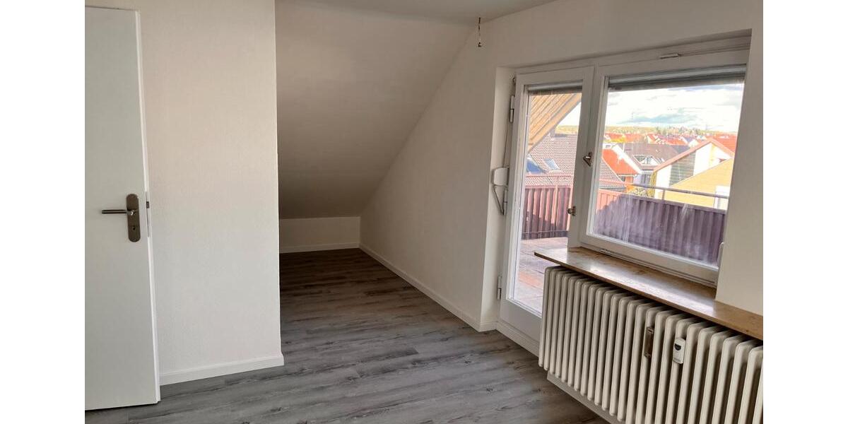 Dachgeschoßwohnung Schwaikheim - 2 Zimmer, 50 m&sup2;, 197.500&euro; | Angebot:27166480