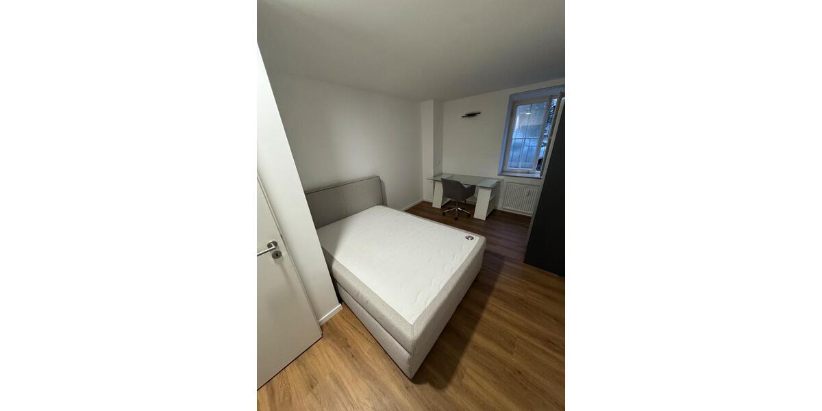 Erdgeschoßwohnung Stuttgart Lehen - 1 Zimmer, 15 m&sup2;, 550&euro; | Angebot:25169010