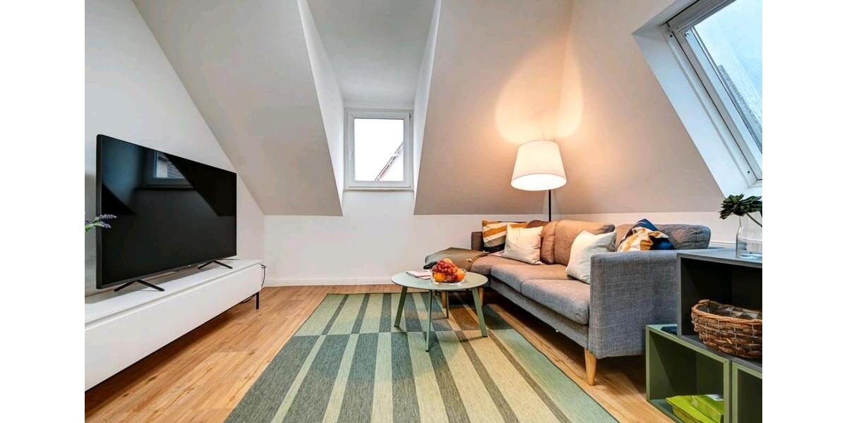 Dachgeschoßwohnung Stuttgart Luginsland - 3 Zimmer, 72 m&sup2;, 1.270&euro; | Angebot:27549806