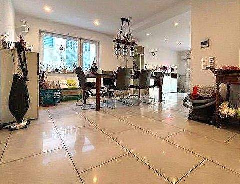 Doppelhaushälfte Korntal-Münchingen Münchingen - 6 Zimmer, 234 m&sup2;, 795.000&euro; | Angebot:25730172