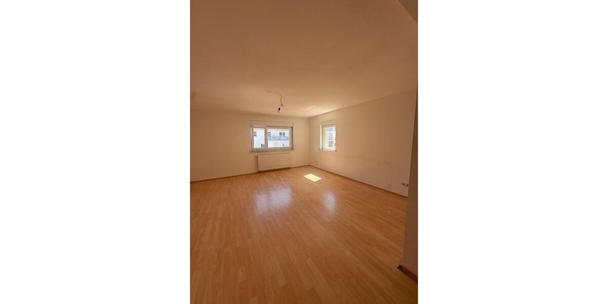 Etagenwohnung Neuhausen auf den Fildern - 4.5 Zimmer, 125 m&sup2;, 1.600&euro; | Angebot:26429234