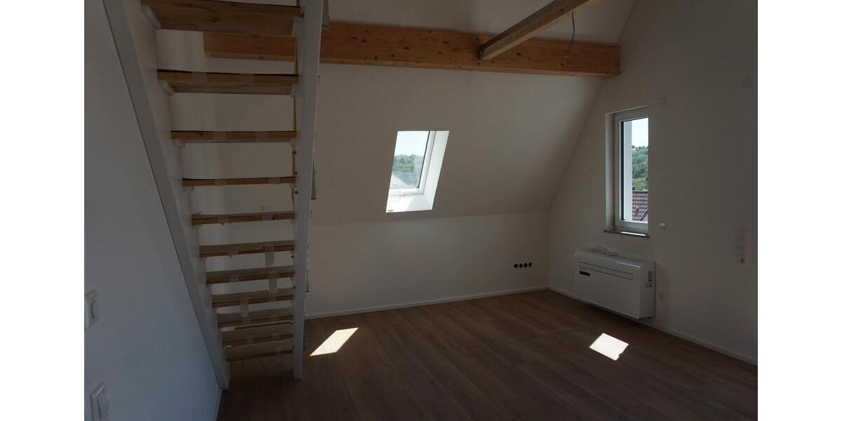 Etagenwohnung Ludwigsburg Hoheneck - 4 Zimmer, 94 m&sup2;, 1.590&euro; | Angebot:27570582