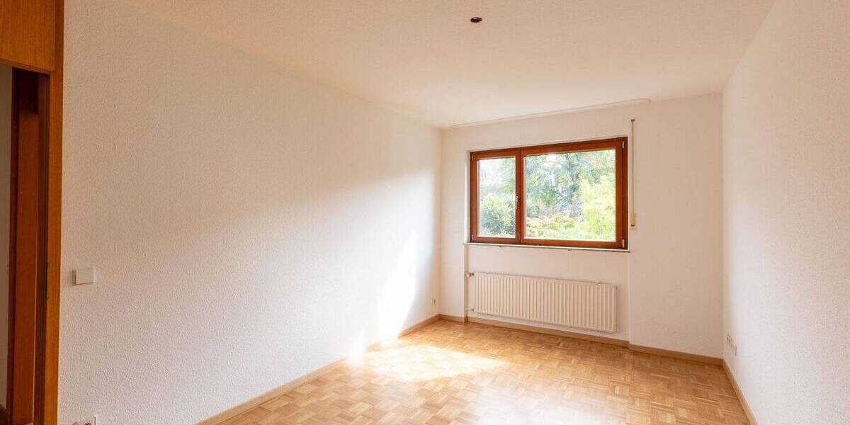 Reihenmittelhaus Ditzingen - 4 Zimmer, 120 m&sup2;, 499.000&euro; | Angebot:25698013