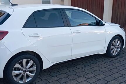 Kia Rio 28.000 km 14.500 &euro; Brackenheim 74336