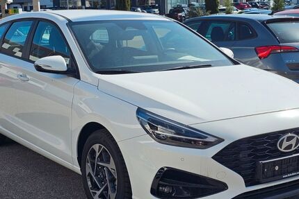 Hyundai i30 11.162 km 17.600 &euro; Leonberg 71229
