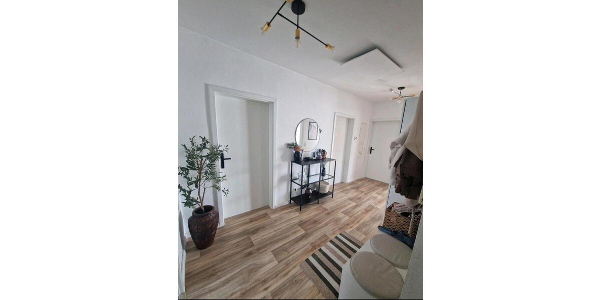 Etagenwohnung Schwieberdingen - 3 Zimmer, 81 m&sup2;, 268.500&euro; | Angebot:27566503